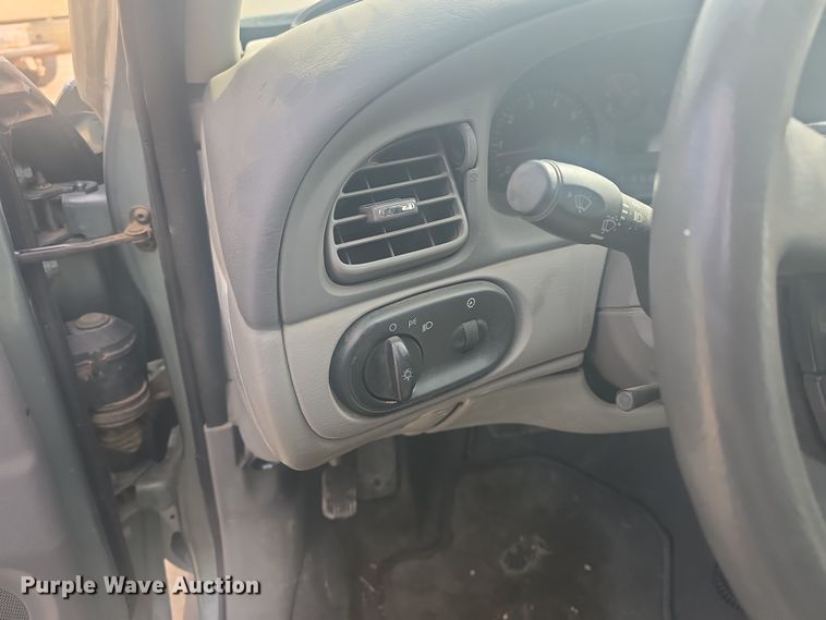 image for item DO7793 2005 Ford Taurus 