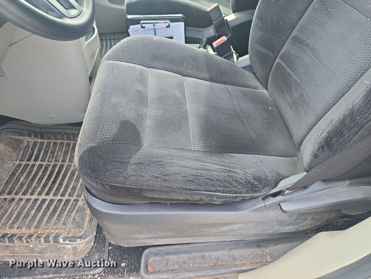 image for item DO7794 2014 Dodge Grand Caravan van