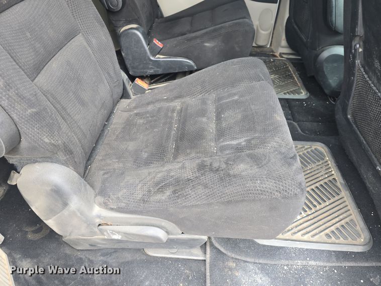 image for item DO7794 2014 Dodge Grand Caravan van