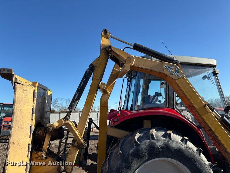 image for item DQ6655 Massey Ferguson 5460 MFWD tractor