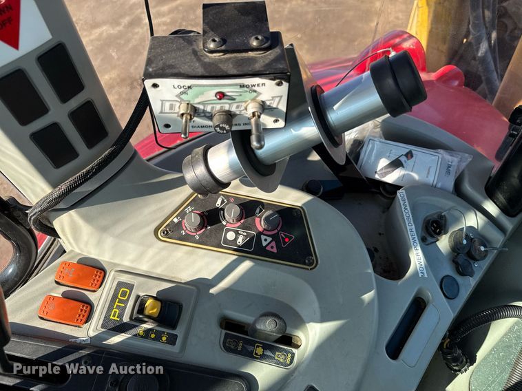 image for item DQ6655 Massey Ferguson 5460 MFWD tractor