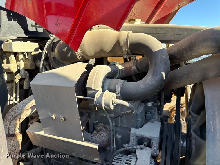 image for item DQ6655 Massey Ferguson 5460 MFWD tractor