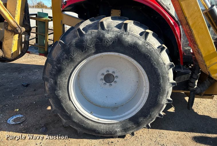 image for item DQ6655 Massey Ferguson 5460 MFWD tractor