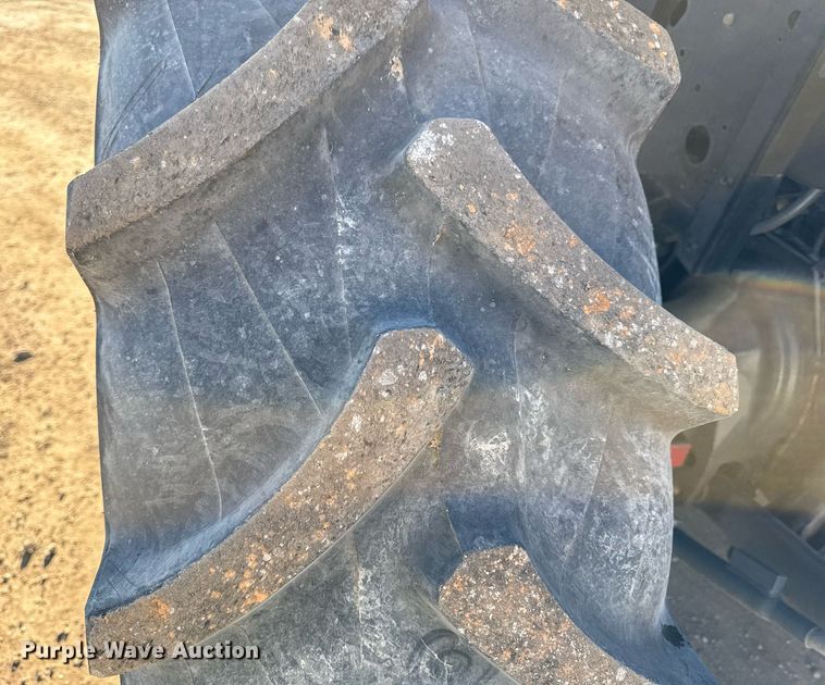 image for item DQ6655 Massey Ferguson 5460 MFWD tractor