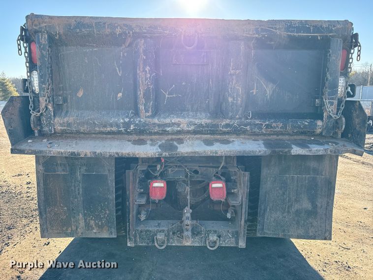 image for item DQ6656 2001 International 4900 dump truck