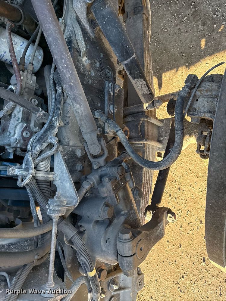 image for item DQ6656 2001 International 4900 dump truck