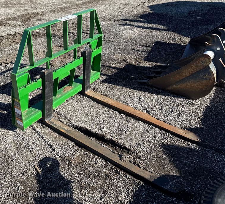 image for item DQ6663 John Deere forks