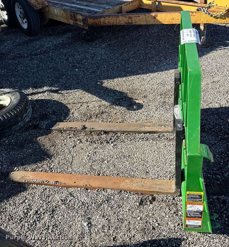 image for item DQ6663 John Deere forks