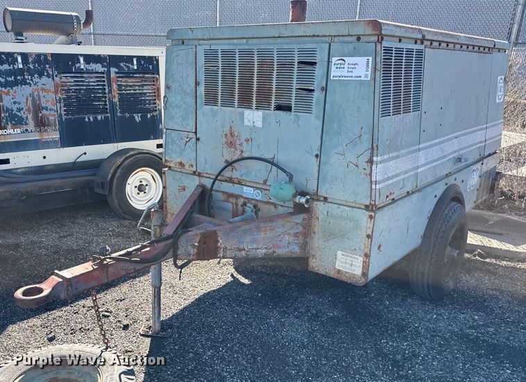 image for item DQ6664 Gardner-Denver air compressor