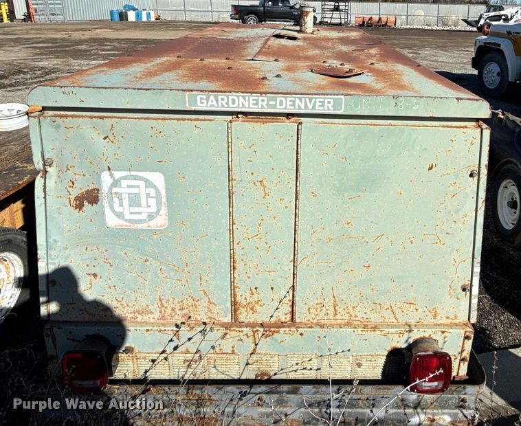 image for item DQ6664 Gardner-Denver air compressor