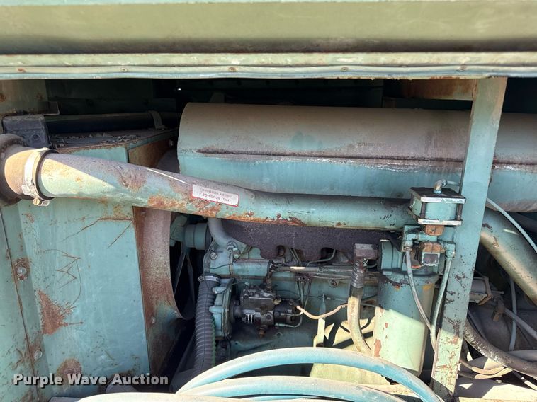 image for item DQ6664 Gardner-Denver air compressor