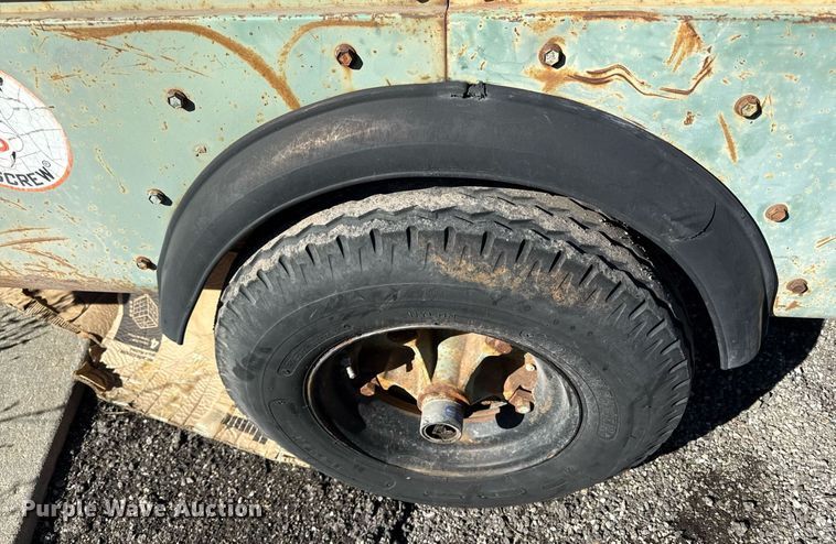 image for item DQ6664 Gardner-Denver air compressor