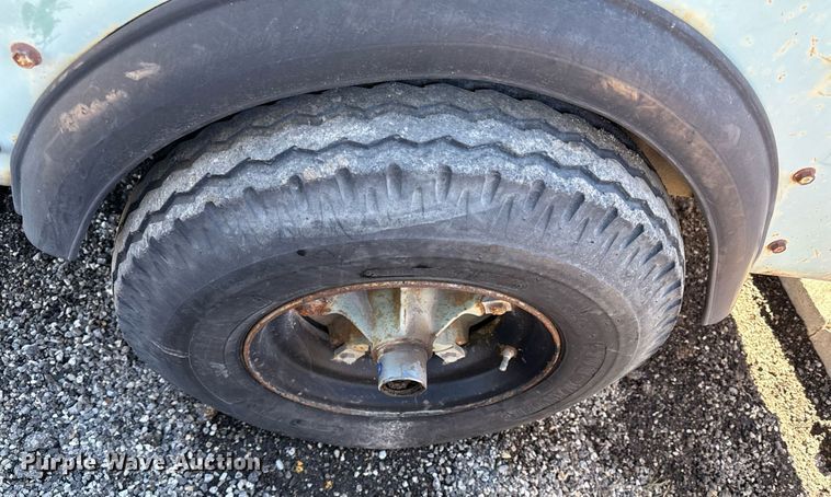 image for item DQ6664 Gardner-Denver air compressor