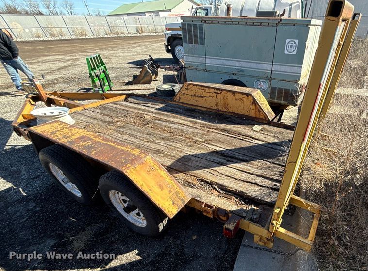 image for item DQ6665 1993 JFW equipment trailer