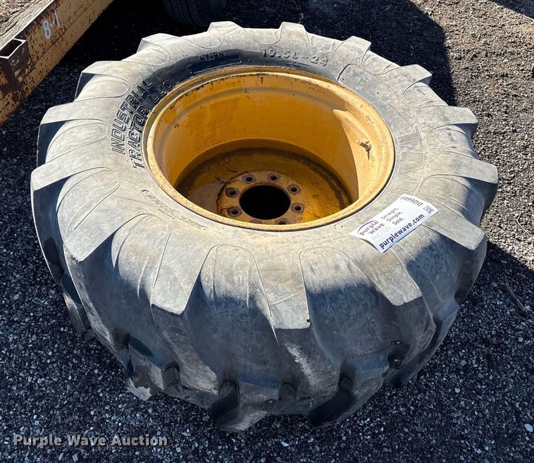 image for item DQ6668 19.5L-24 tire and wheel