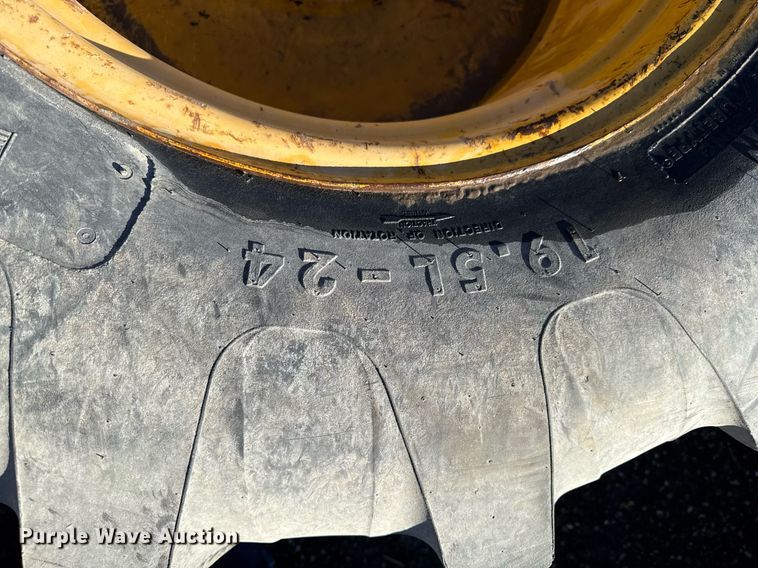 image for item DQ6668 19.5L-24 tire and wheel
