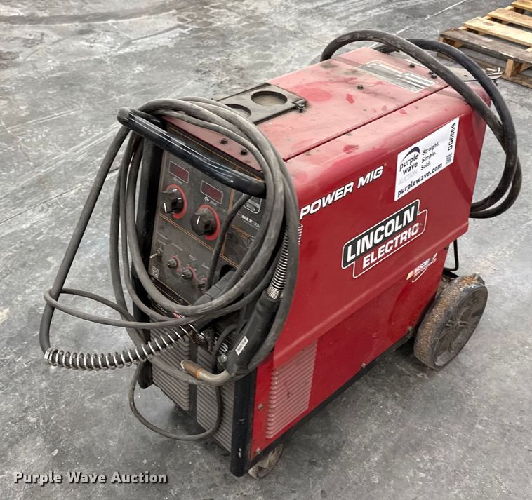 image for item DQ6669 Lincoln Electric Power MIG 256 welder