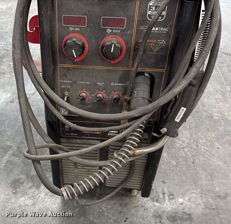 image for item DQ6669 Lincoln Electric Power MIG 256 welder