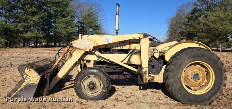 image for item DS5267 Ford 3400 tractor
