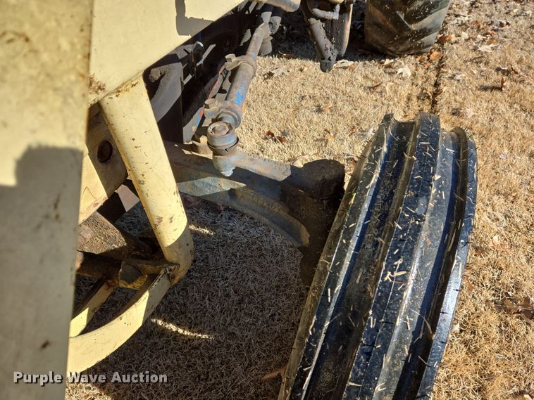 image for item DS5267 Ford 3400 tractor