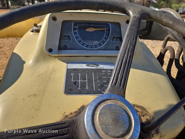 image for item DS5267 Ford 3400 tractor