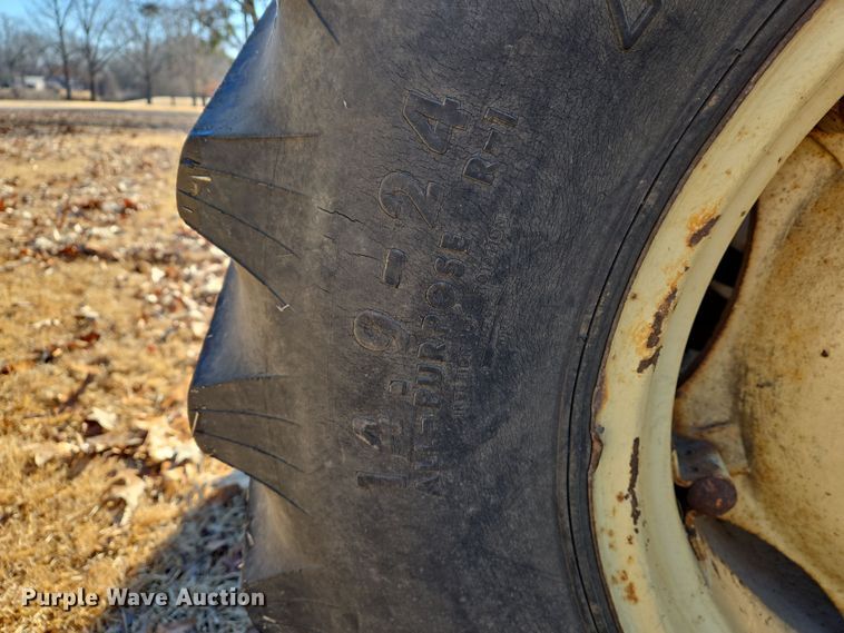 image for item DS5267 Ford 3400 tractor