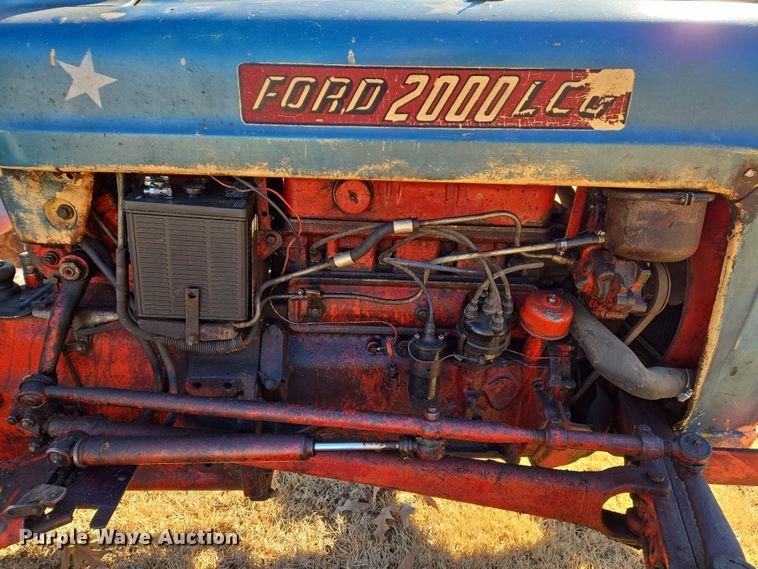 image for item DS5268 1967 Ford 2000 LCG tractor