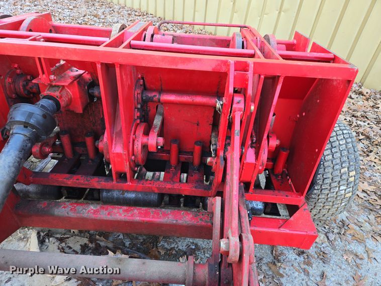 image for item DS5269 Toro Fairway 09502 aerator