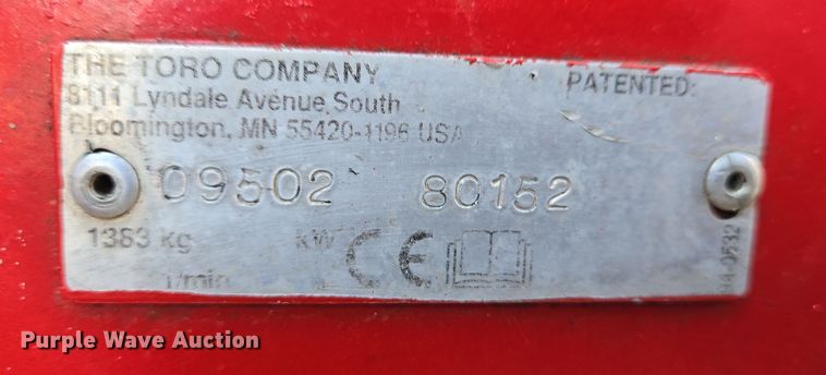 image for item DS5269 Toro Fairway 09502 aerator