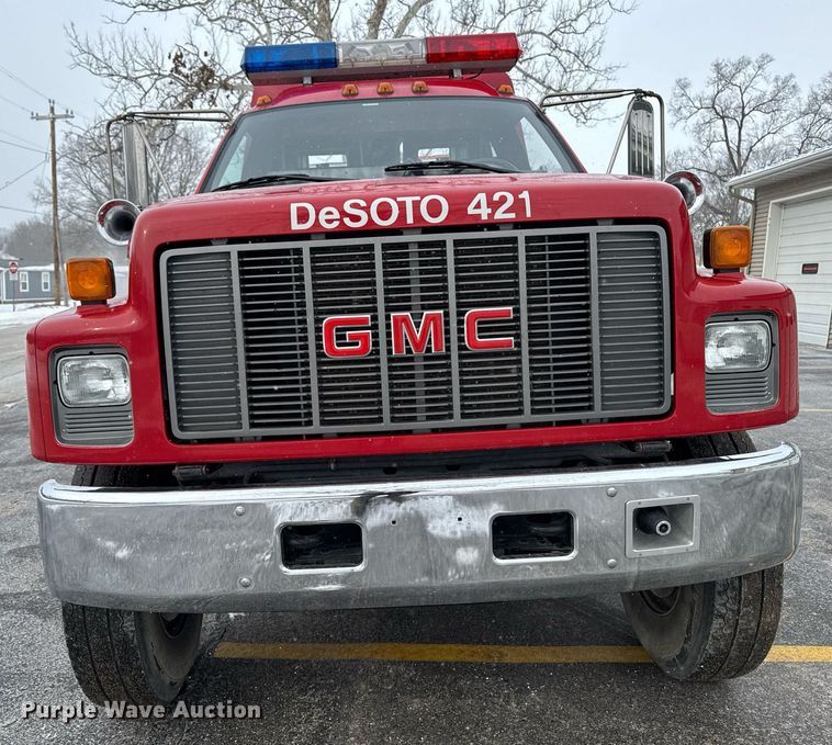 image for item DT0579 1996 GMC Topkick pumper fire truck