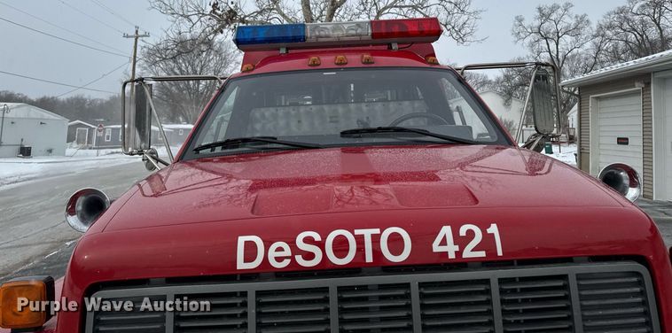 image for item DT0579 1996 GMC Topkick pumper fire truck