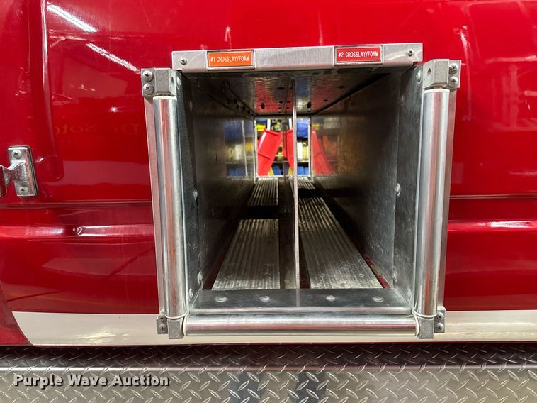 image for item DT0579 1996 GMC Topkick pumper fire truck