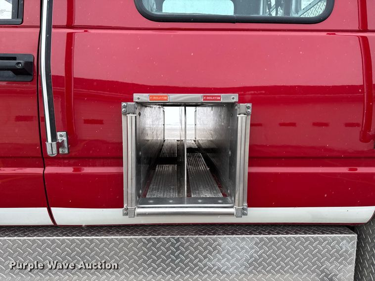 image for item DT0579 1996 GMC Topkick pumper fire truck