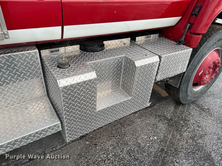 image for item DT0579 1996 GMC Topkick pumper fire truck