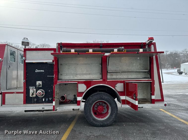 image for item DT0579 1996 GMC Topkick pumper fire truck
