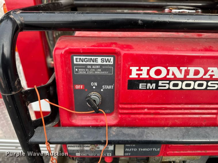 image for item DT0579 1996 GMC Topkick pumper fire truck