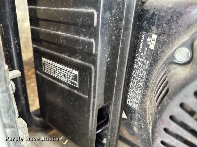 image for item DT0579 1996 GMC Topkick pumper fire truck