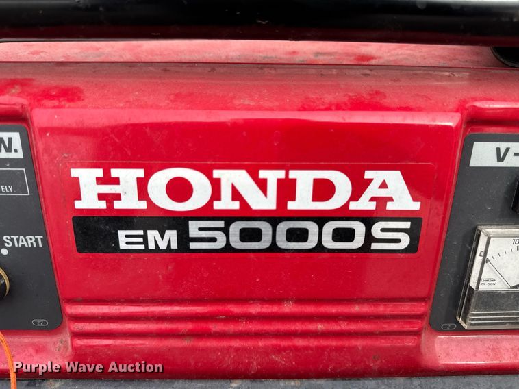 image for item DT0579 1996 GMC Topkick pumper fire truck