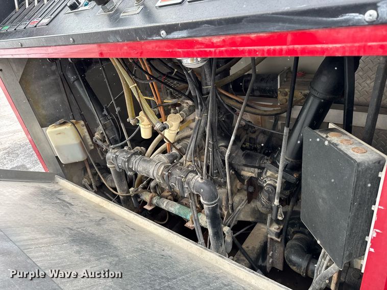 image for item DT0579 1996 GMC Topkick pumper fire truck