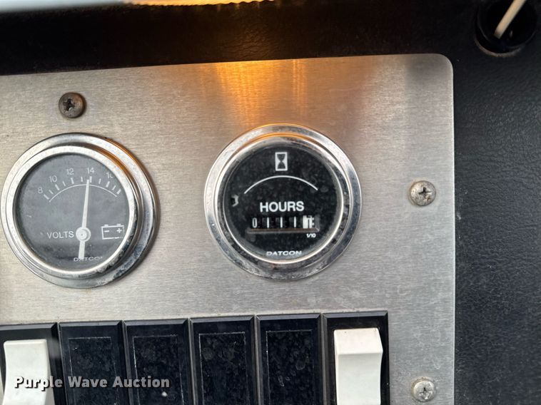 image for item DT0579 1996 GMC Topkick pumper fire truck