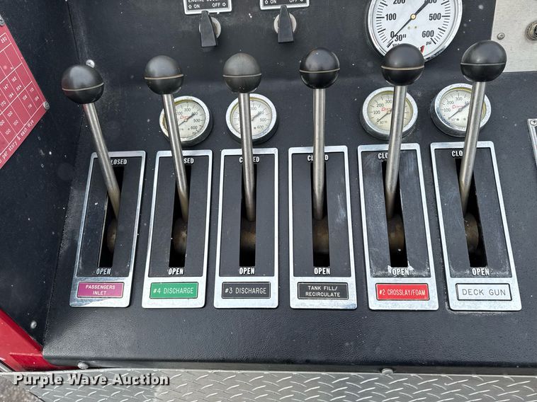 image for item DT0579 1996 GMC Topkick pumper fire truck