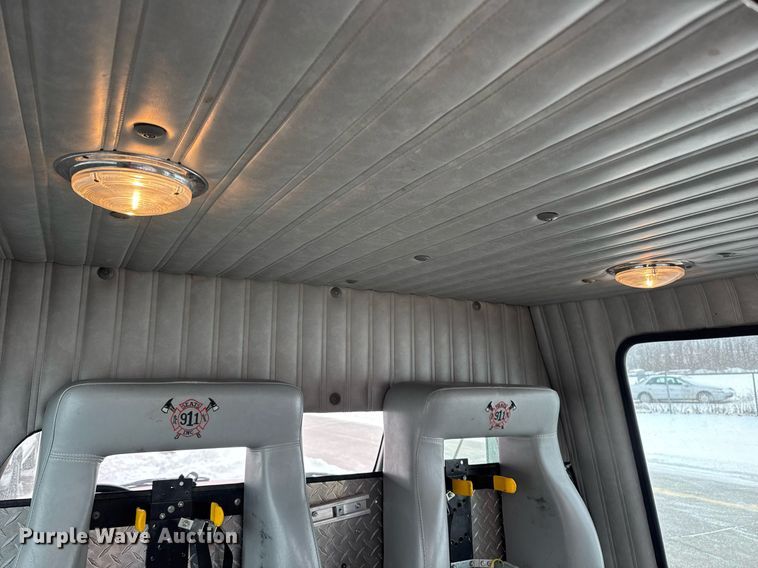 image for item DT0579 1996 GMC Topkick pumper fire truck