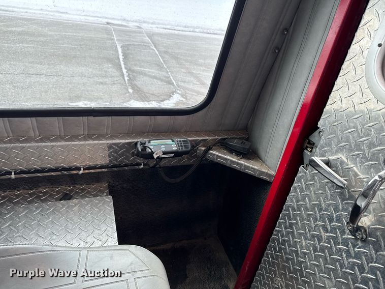 image for item DT0579 1996 GMC Topkick pumper fire truck