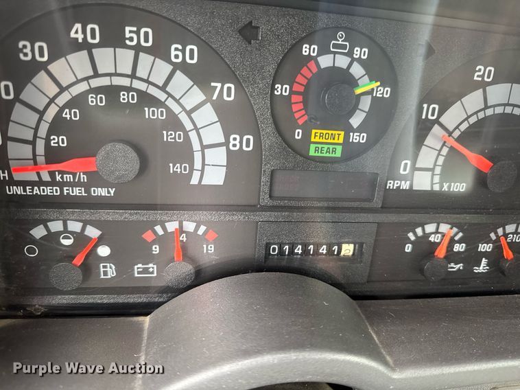 image for item DT0579 1996 GMC Topkick pumper fire truck