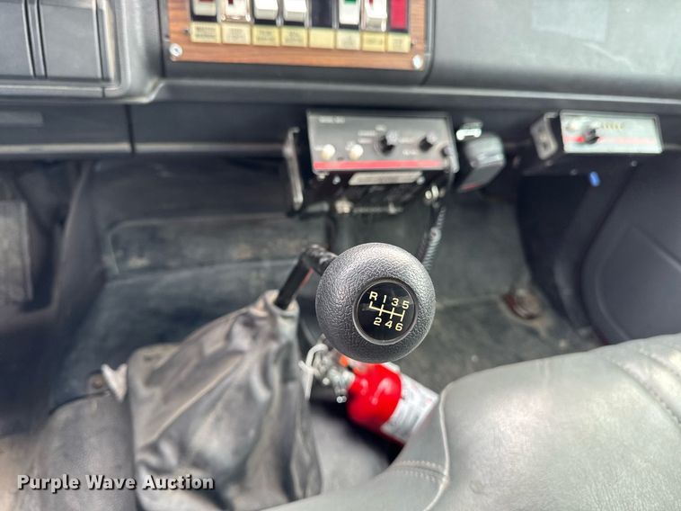 image for item DT0579 1996 GMC Topkick pumper fire truck