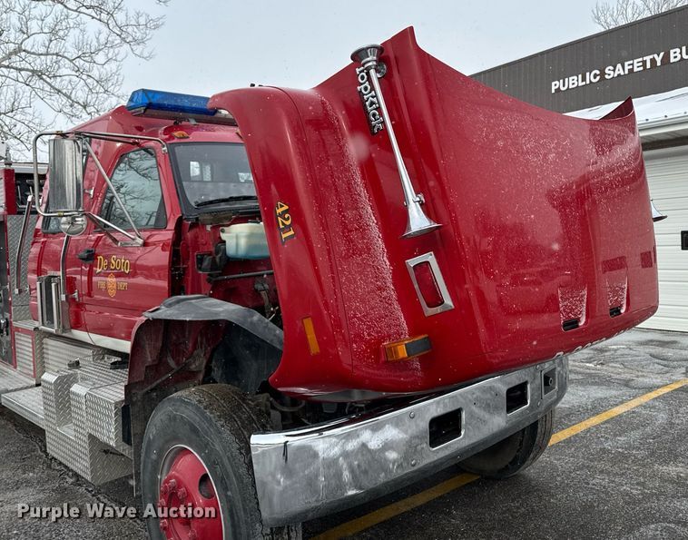 image for item DT0579 1996 GMC Topkick pumper fire truck