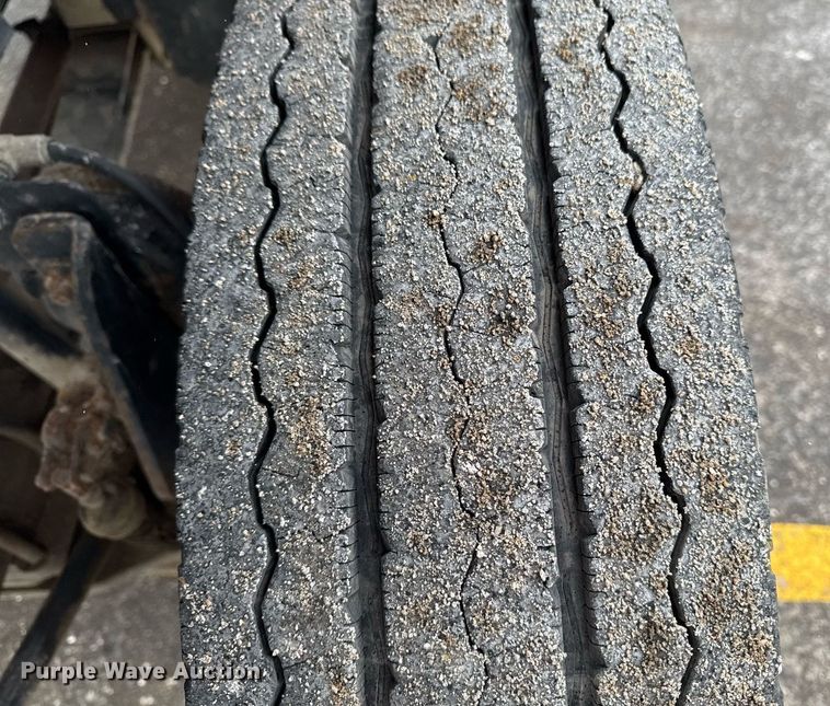 image for item DT0579 1996 GMC Topkick pumper fire truck