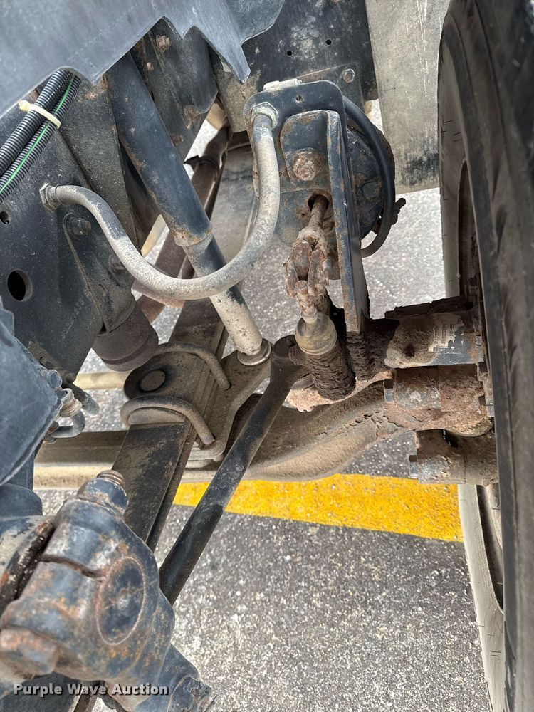 image for item DT0579 1996 GMC Topkick pumper fire truck