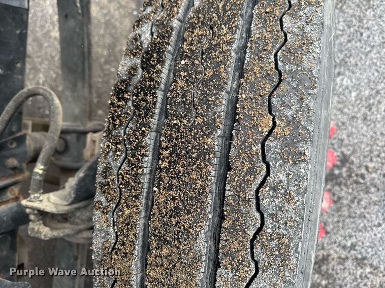 image for item DT0579 1996 GMC Topkick pumper fire truck