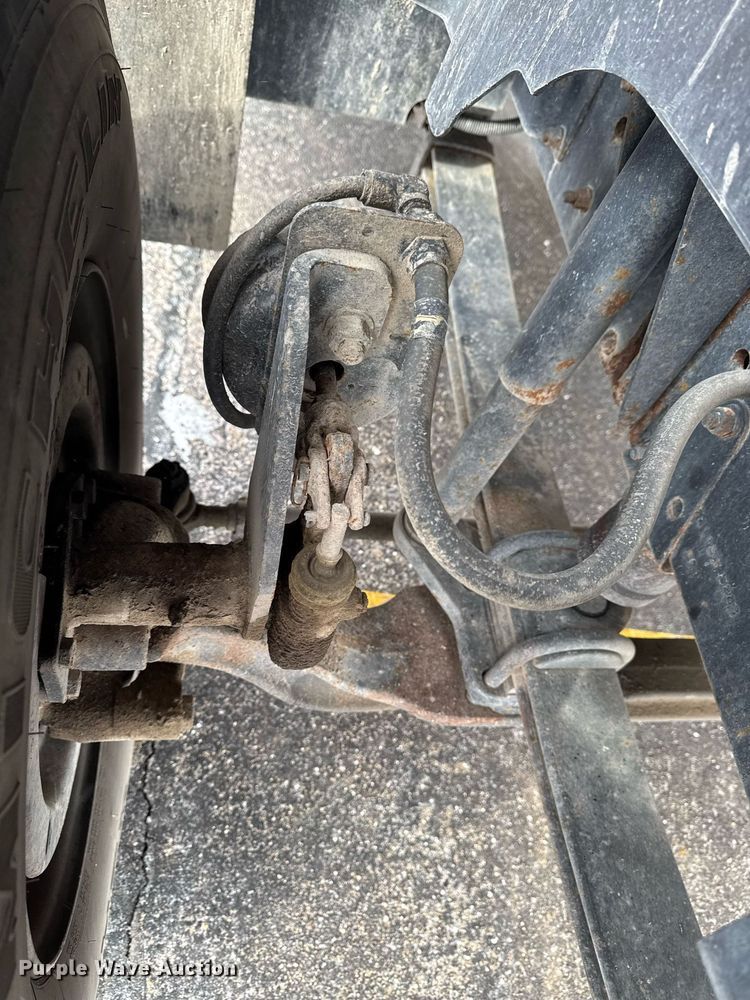 image for item DT0579 1996 GMC Topkick pumper fire truck